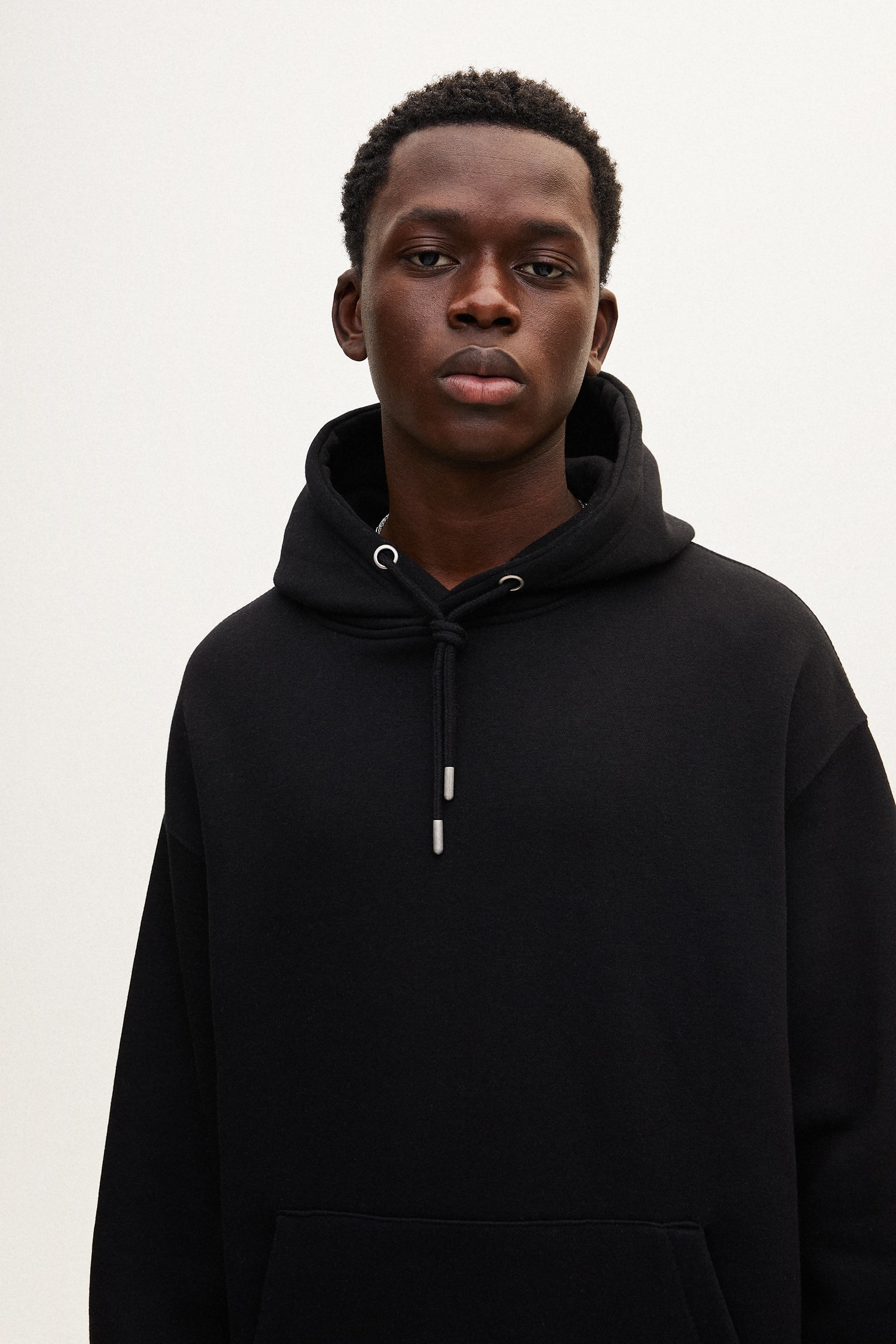 Pouch Pocket Hoodie – Image 3