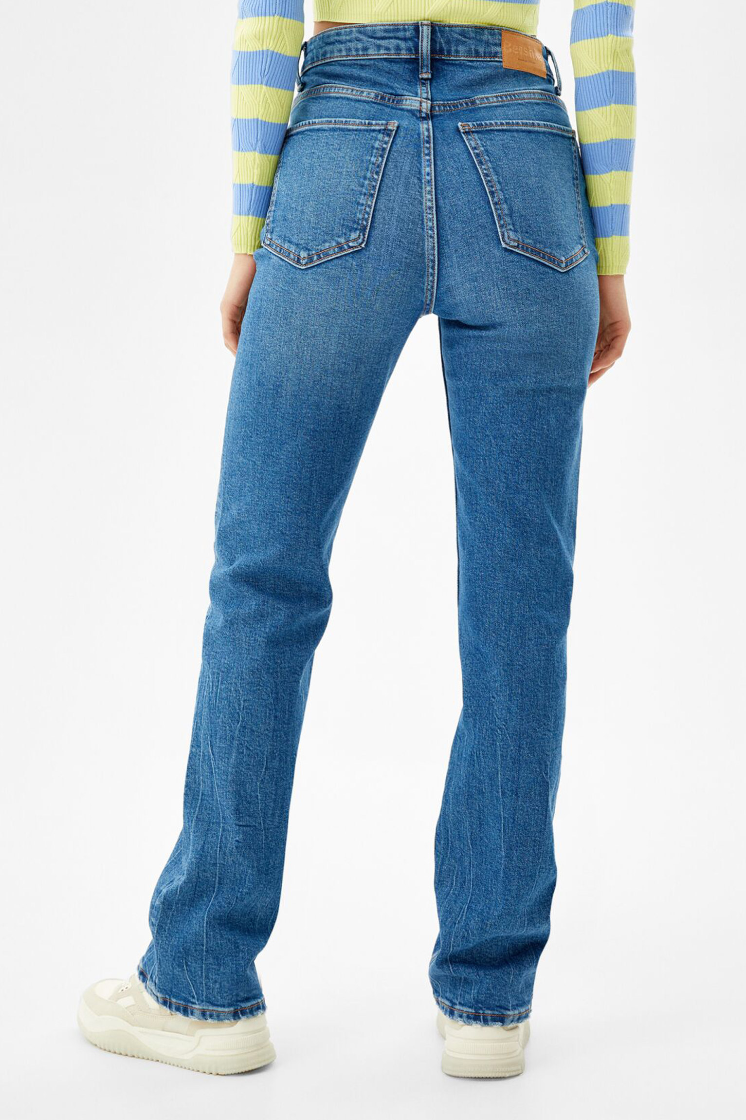 High-Rise Comfort Slim-Fit Straight-Fit Jeans – Image 3